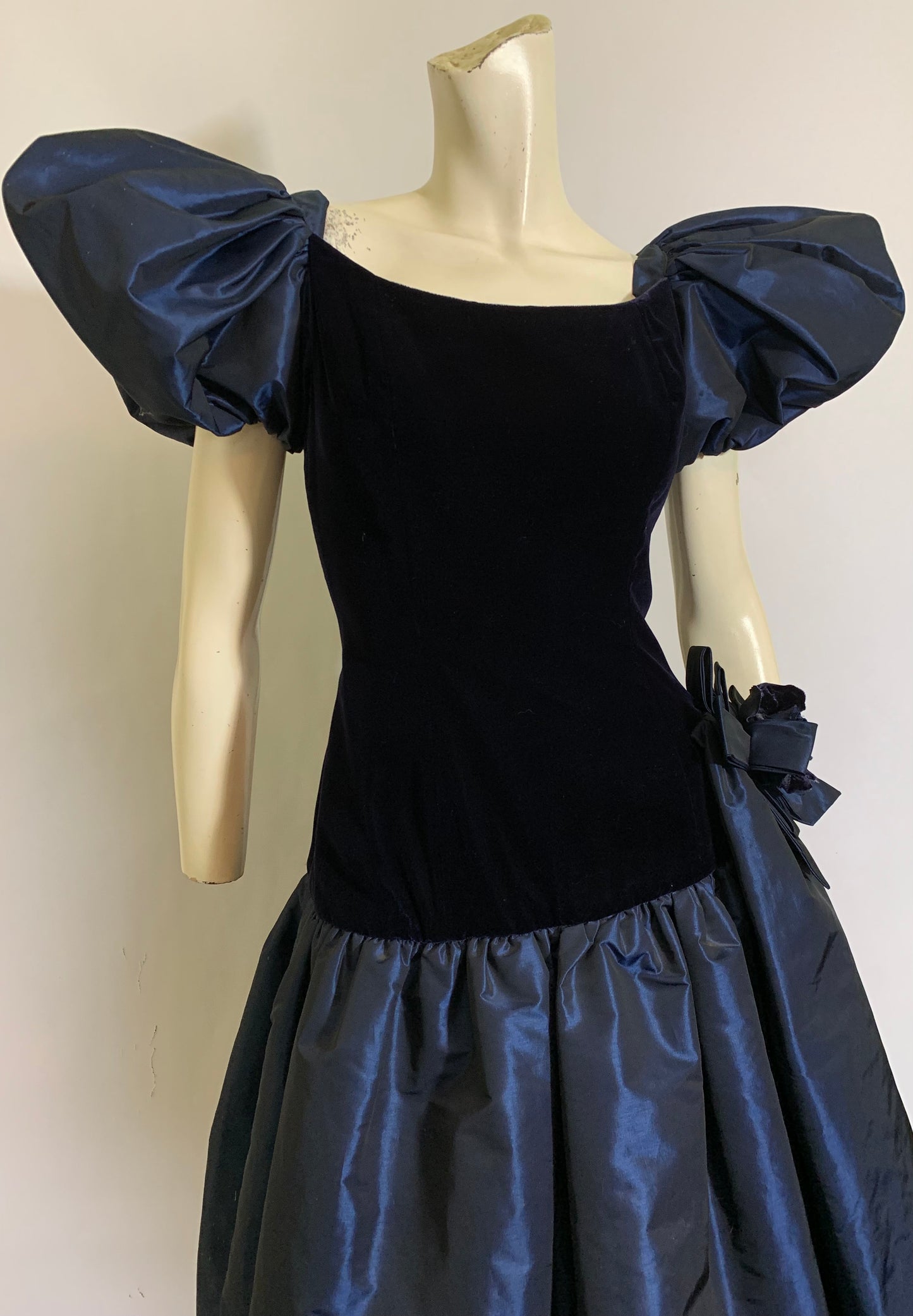 Deep Blue Changeable Taffeta and Velvet Puff Sleeve Dress circa 1980s