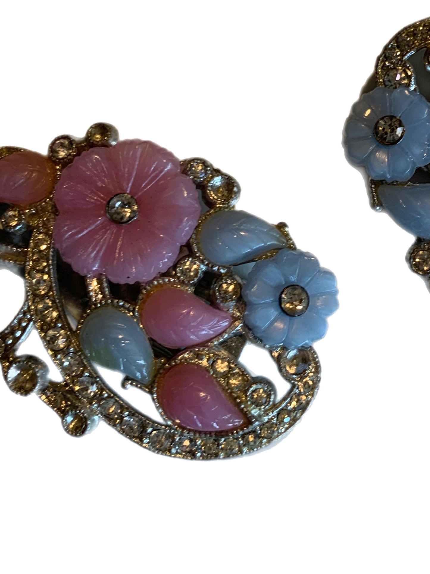 Pastel Floral Glass and Rhinestones Set of Fur Clips circa 1930s