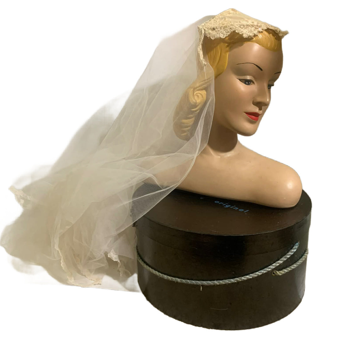 Soft White Tulle and Lace Bridal Veil Beaded Headpiece circa 1940s