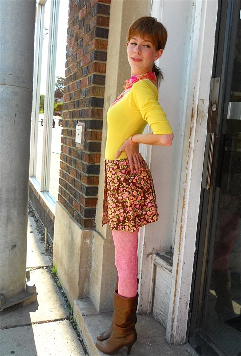 Ditsy Floral Print Hopsack Mini Skort Shorts Skirt circa 1970s