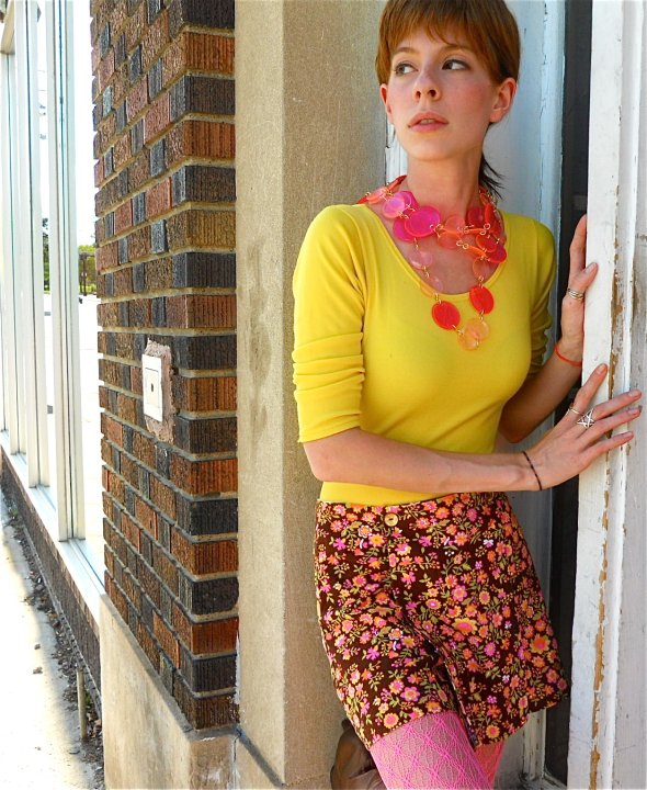 Ditsy Floral Print Hopsack Mini Skort Shorts Skirt circa 1970s