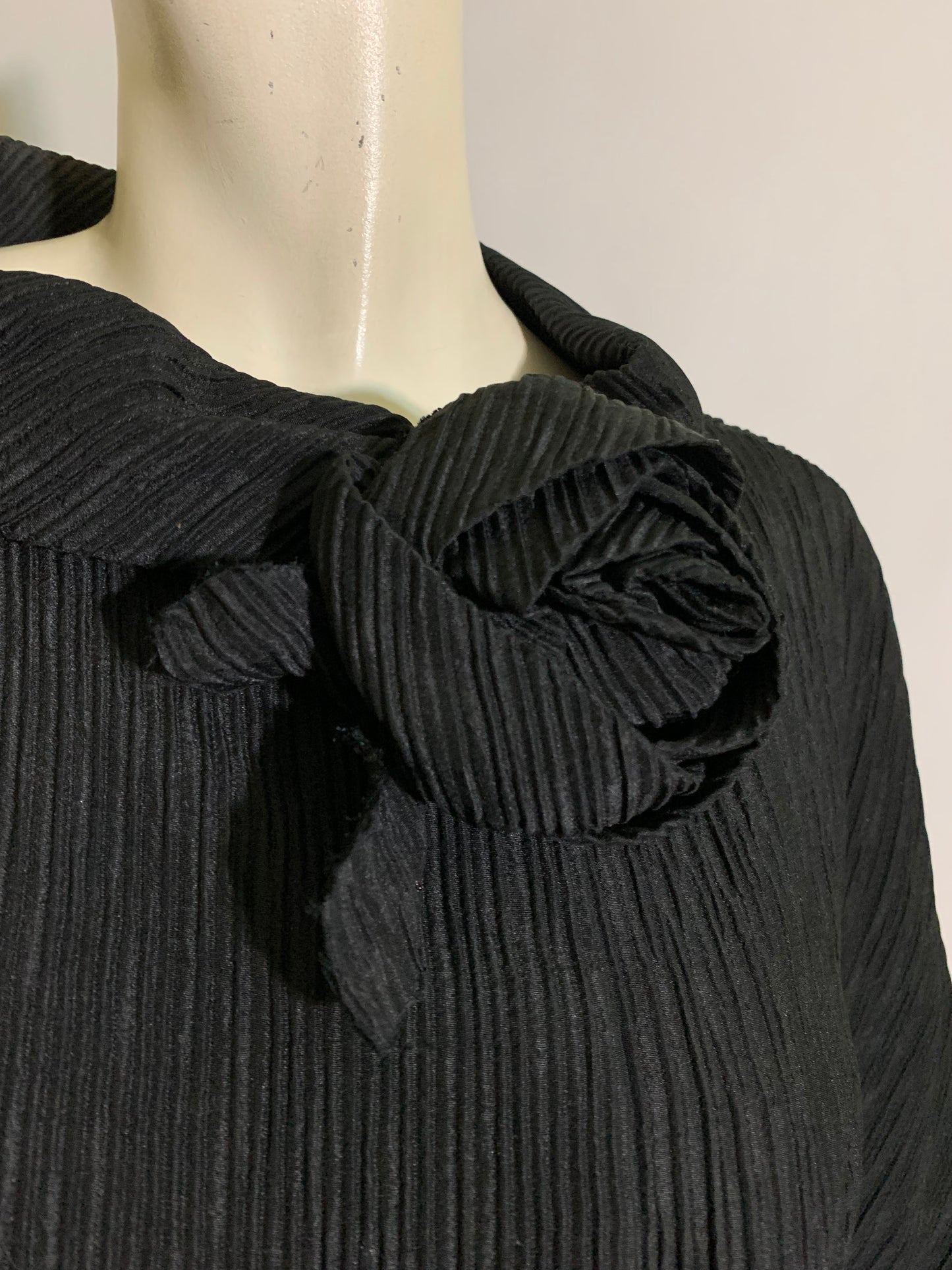 Elegant and Chic Black Textured Silk Cropped Jacket Suit with Flower circa 1960s