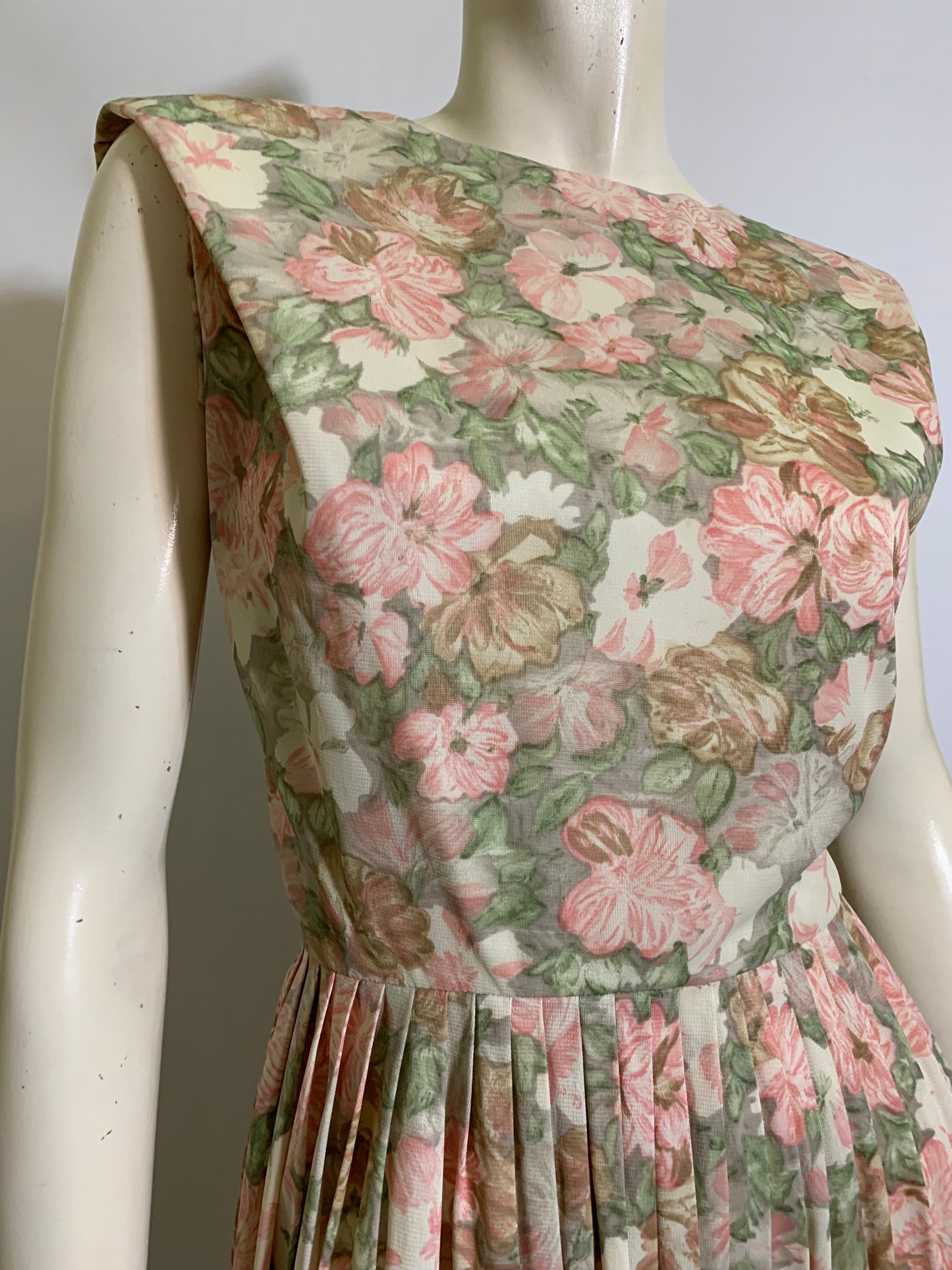 Softest Peach Floral Print Jersey Nylon Pleated Skirt Dress circa 1960s