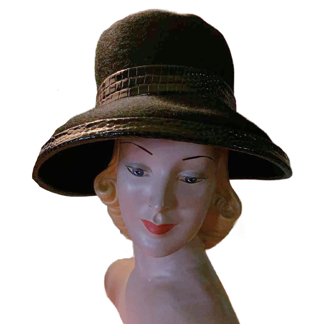 Classic Black Felted Wool Curved Brim Dome Hat with Faux Alligator Trim circa 1960s