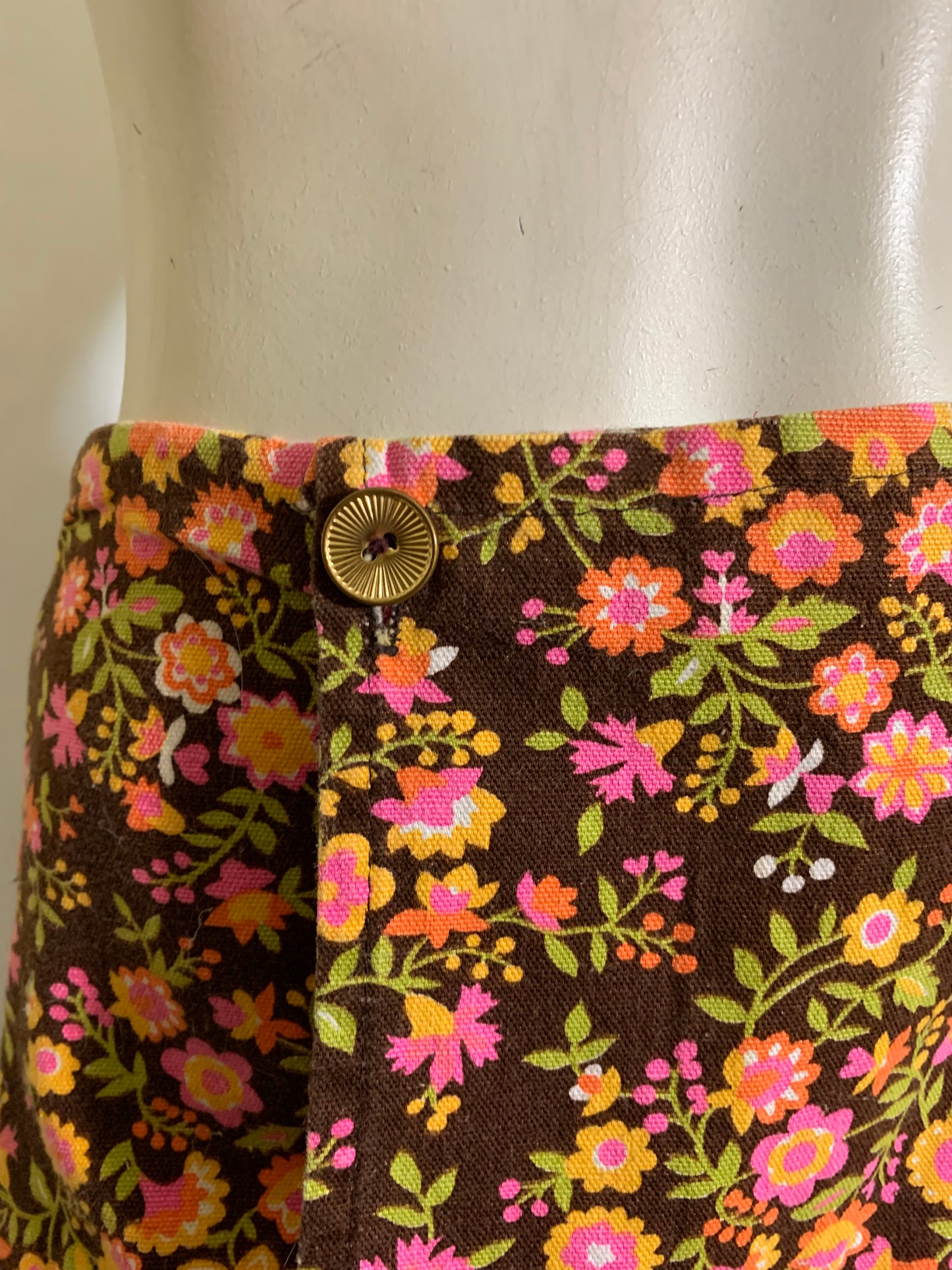 Ditsy Floral Print Hopsack Mini Skort Shorts Skirt circa 1970s