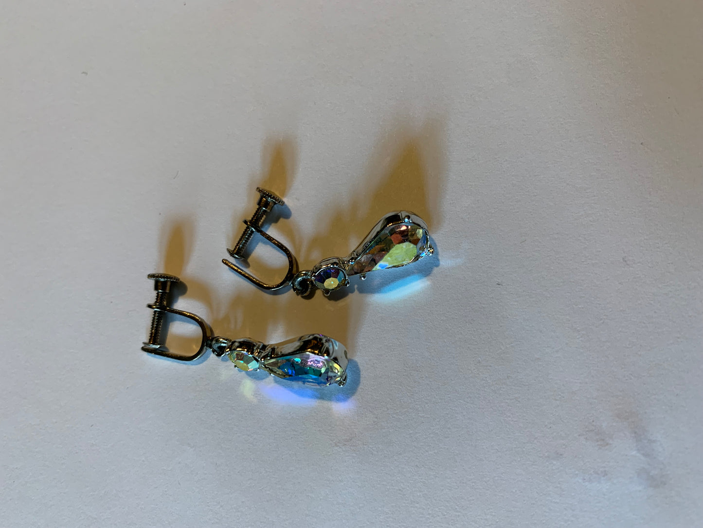 Iridescent Tear Drop Rhinestone Screwback Clip Earrings circa 1940s