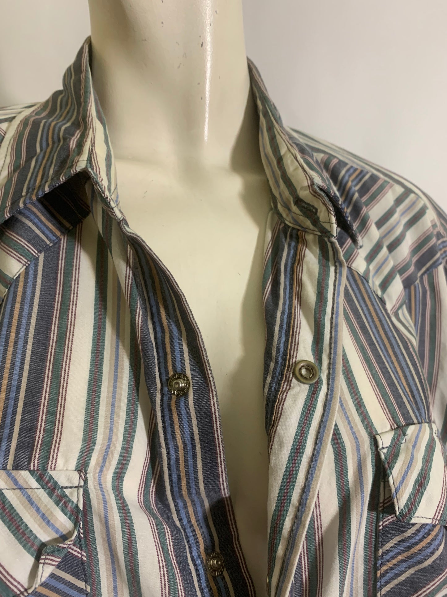 Blue, White and Red Striped Snap Front Men's Western Shirt circa 1980s L