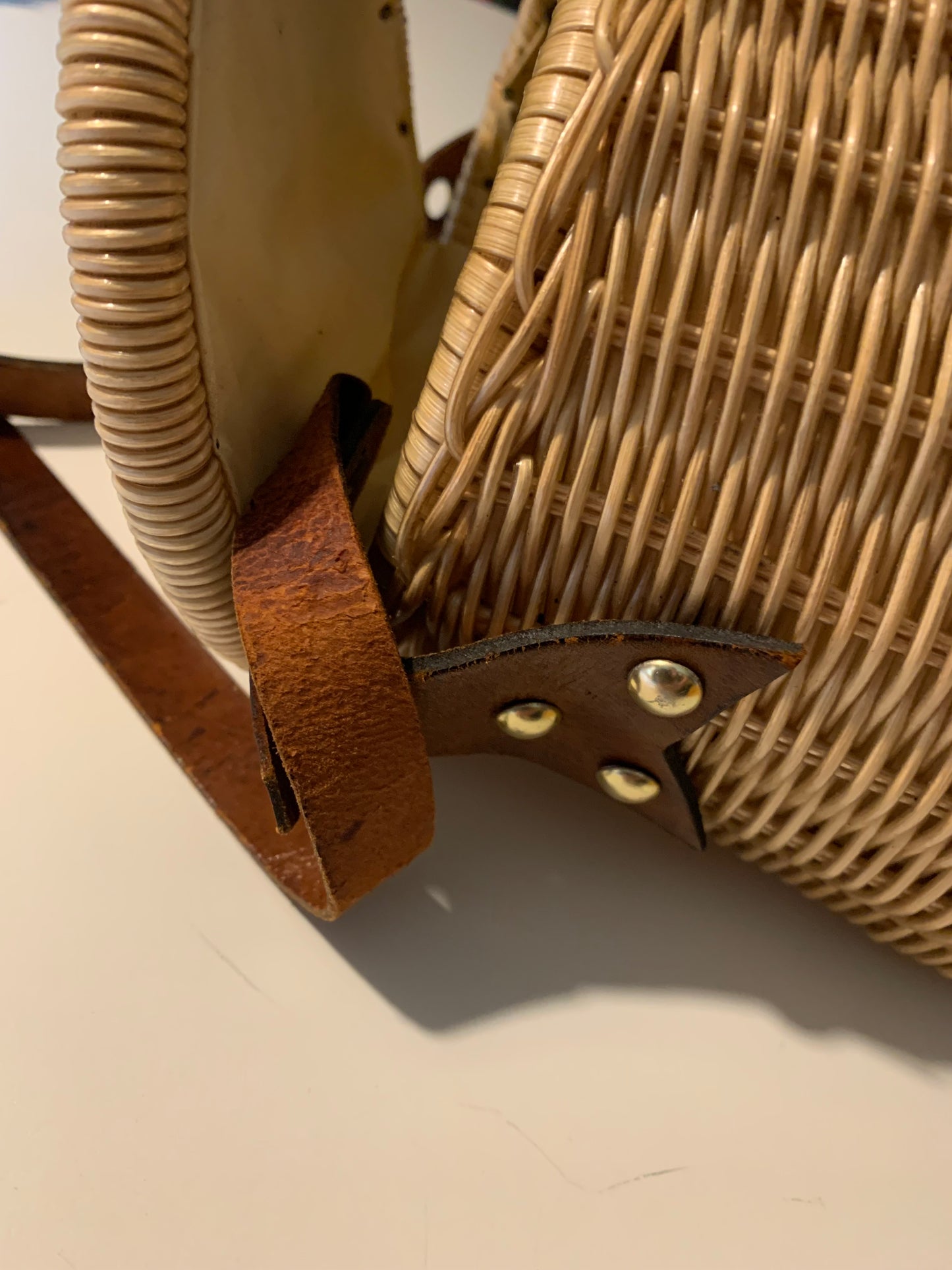 Fisherman's Basket Style Wicker Handbag circa 1960s