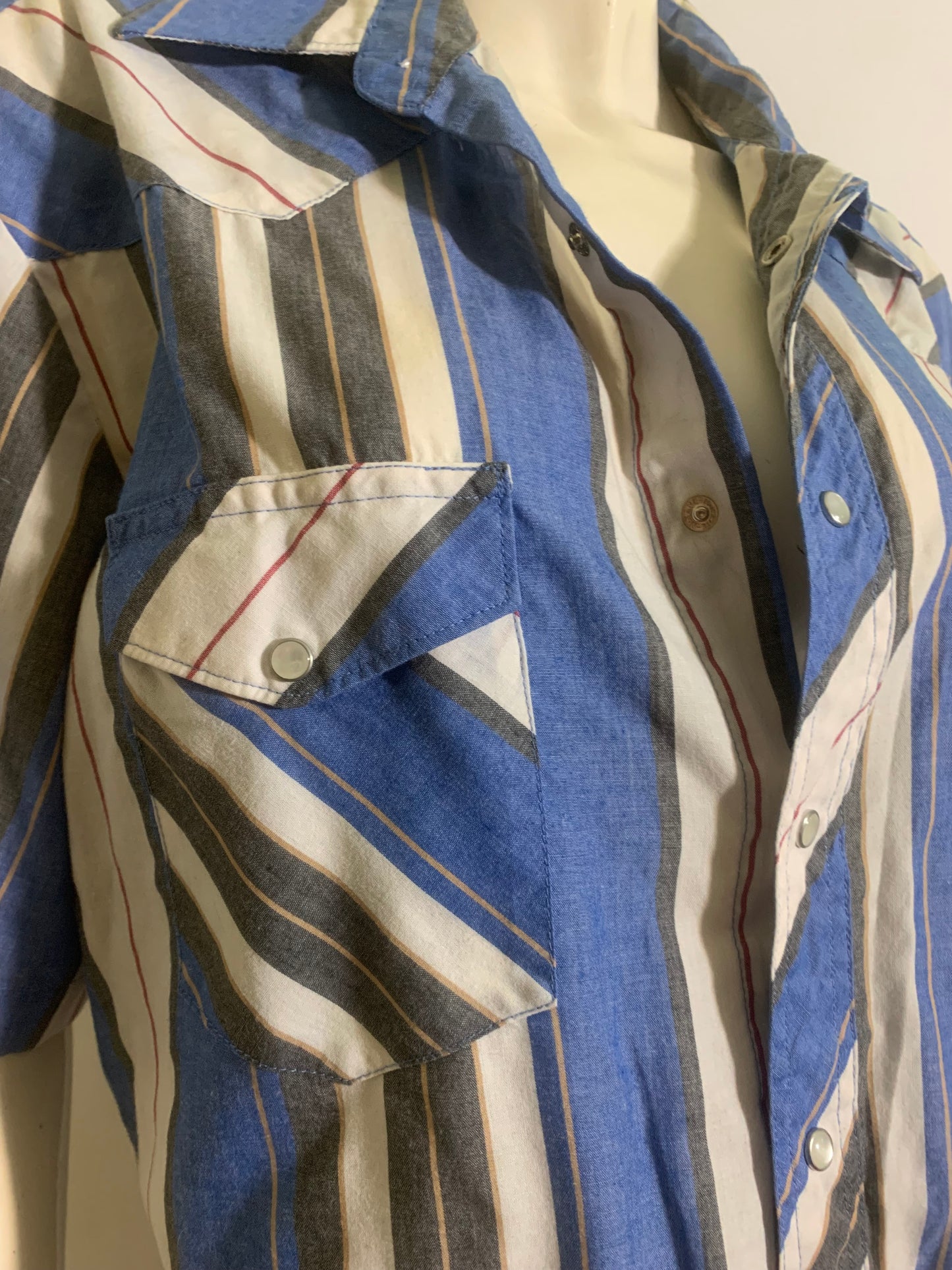Wide Blue and White Striped Snap Front Men's Western Shirt circa 1980s XL