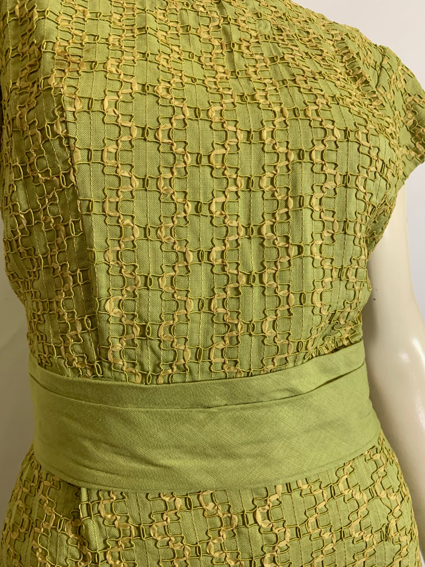 Pea Green Linen Weave Ribbon Embroidered 2 Pc Dress Set circa 1960s