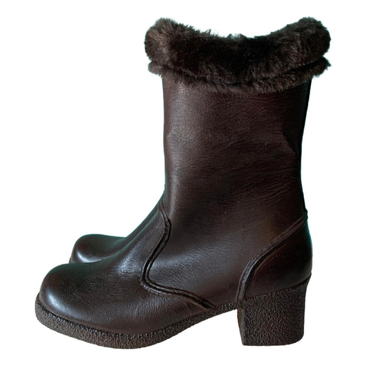 Deep Chocolate Brown Rubber Calf High Faux Fur Trimmed Rain Boots circa 1970s 6