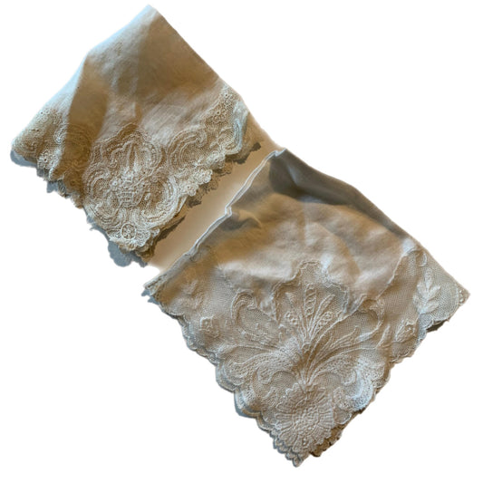White Lace Trimmed Handkerchiefs Lot 2 circa 1940s