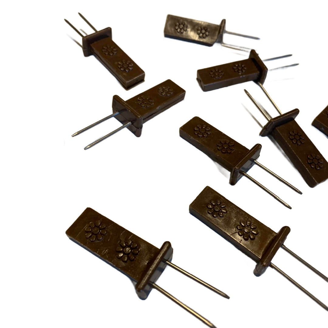 Brown Flower Accented Corn Holders 1960s