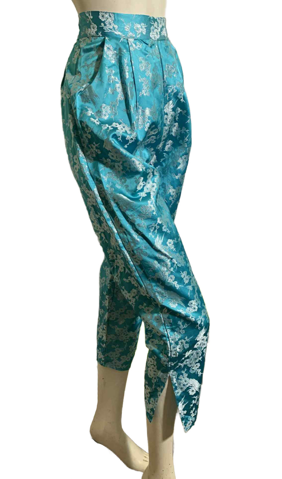Silver and Blue Asian Style 2 Pc Pajama Set circa 1960s