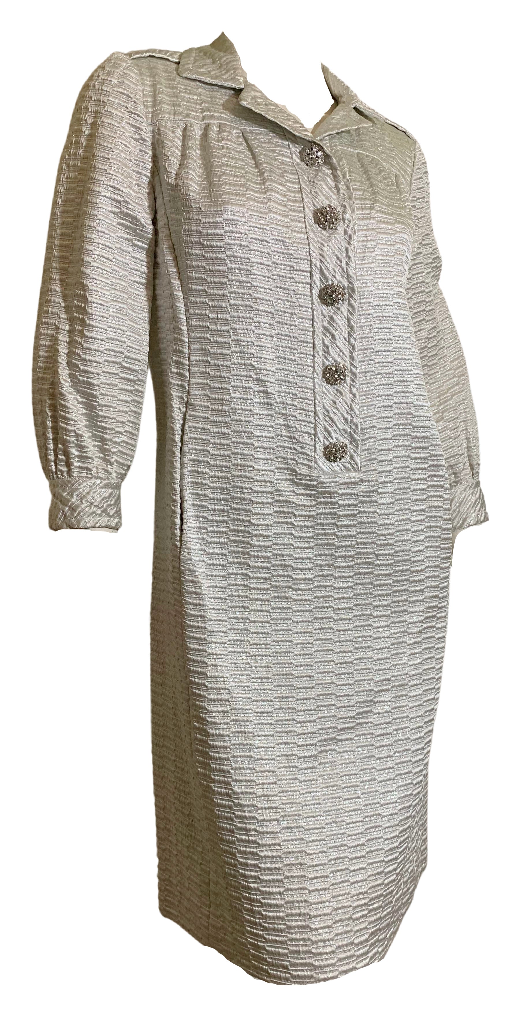 Sophisticated Space Age Silver Metallic Shift Dress with Rhinestone Bu Dorothea's Closet Vintage Sophisticated Space Age Silver Metallic Shift Dress with Rhinestone Bu Dorothea's Closet Vintage