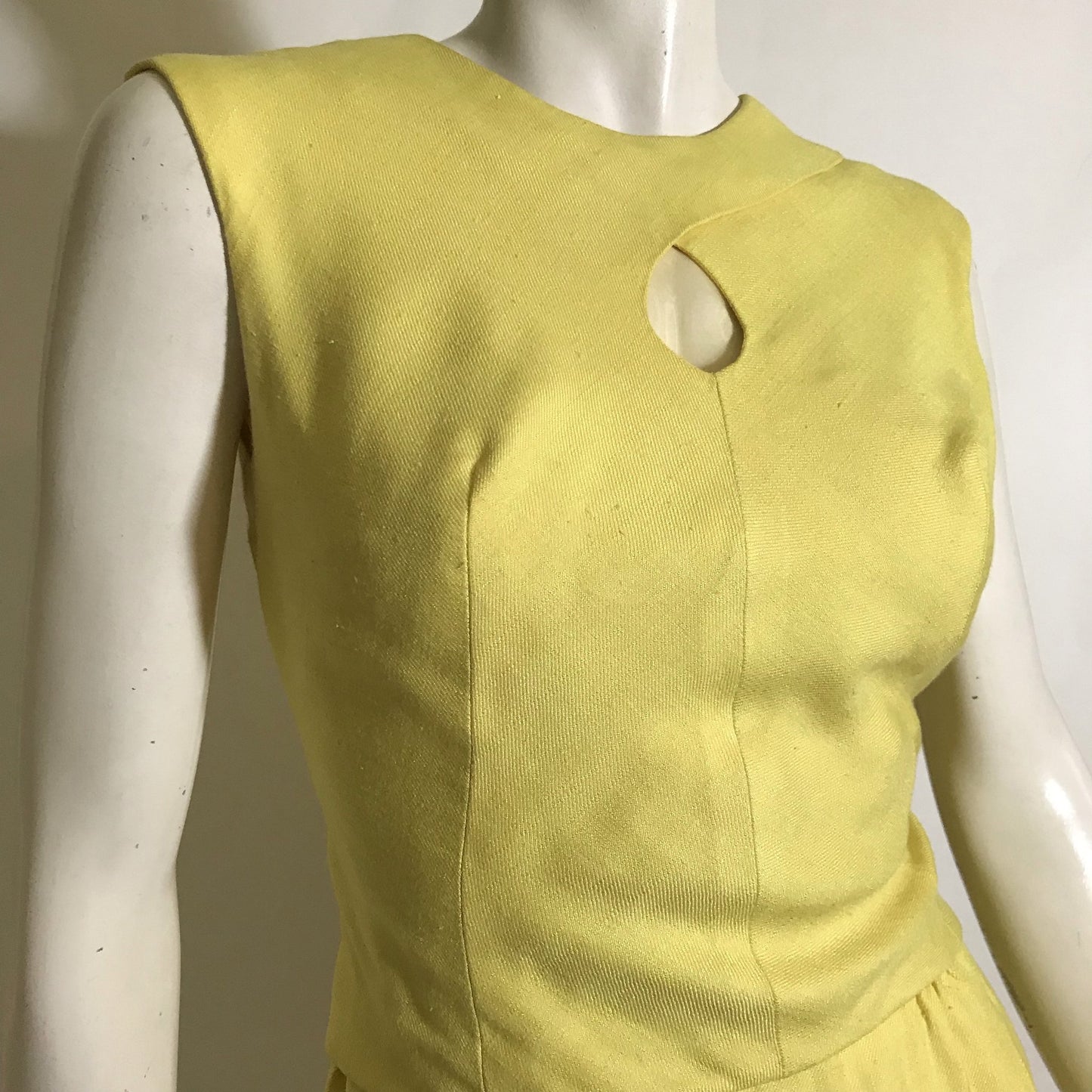 Lemony Yellow Sleeveless Dress with Keyhole Neckline and Scarf circa 1960s