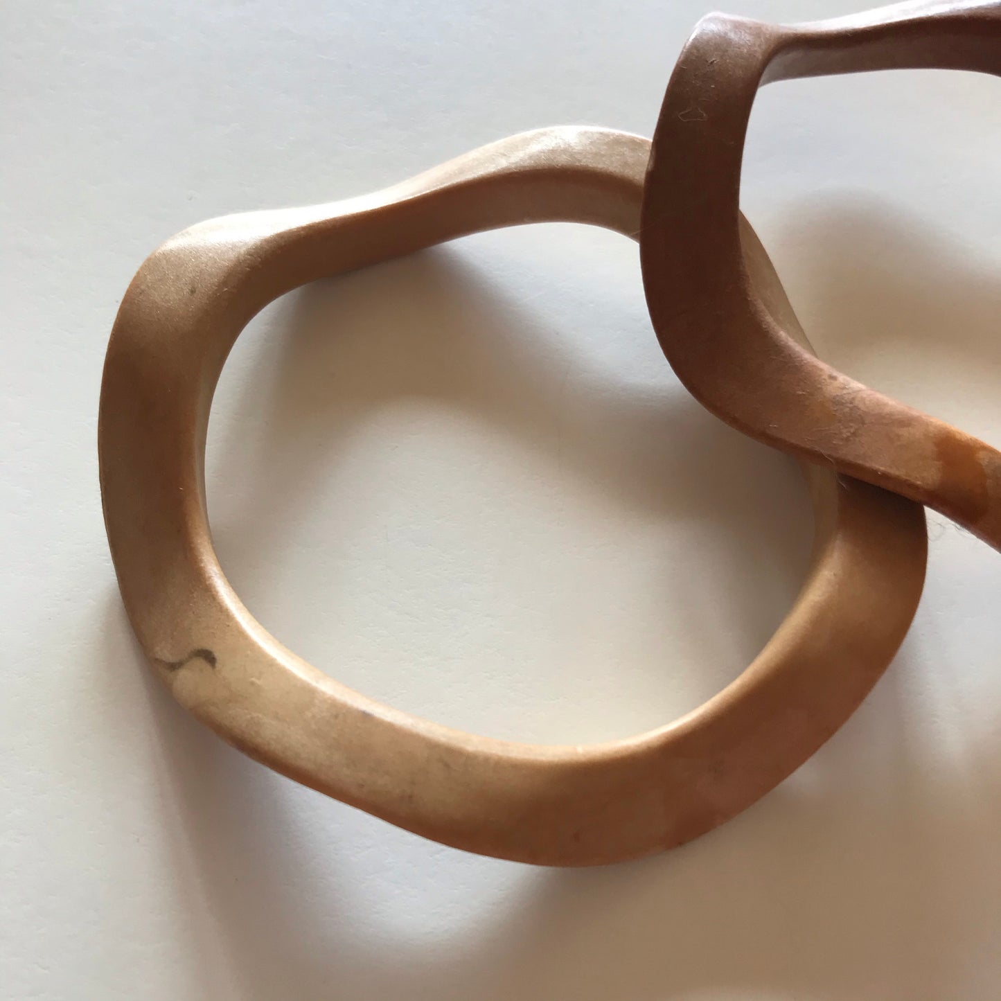 Wavy Wood Look Plastic Set Bangle Bracelets circa 1960s
