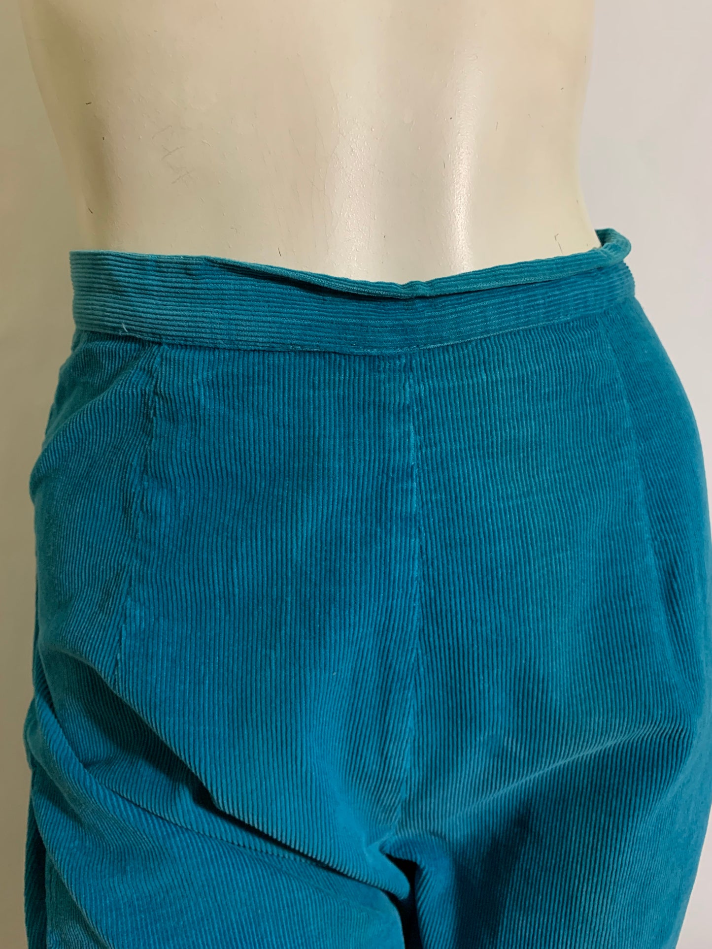 Bright Turquoise Blue Corduroy Capri Pants circa 1960s