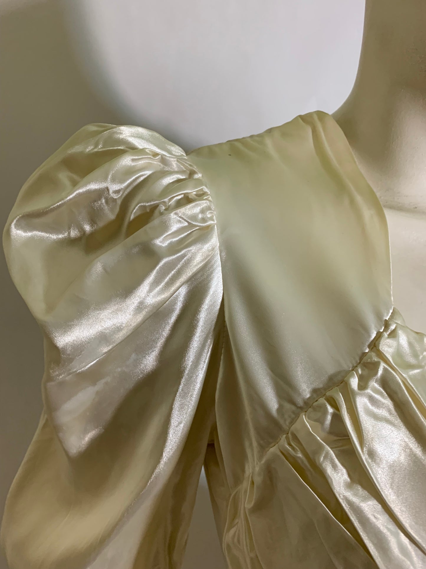 Sweetheart Neckline Slipper Satin Soft White Wedding Dress circa 1940s