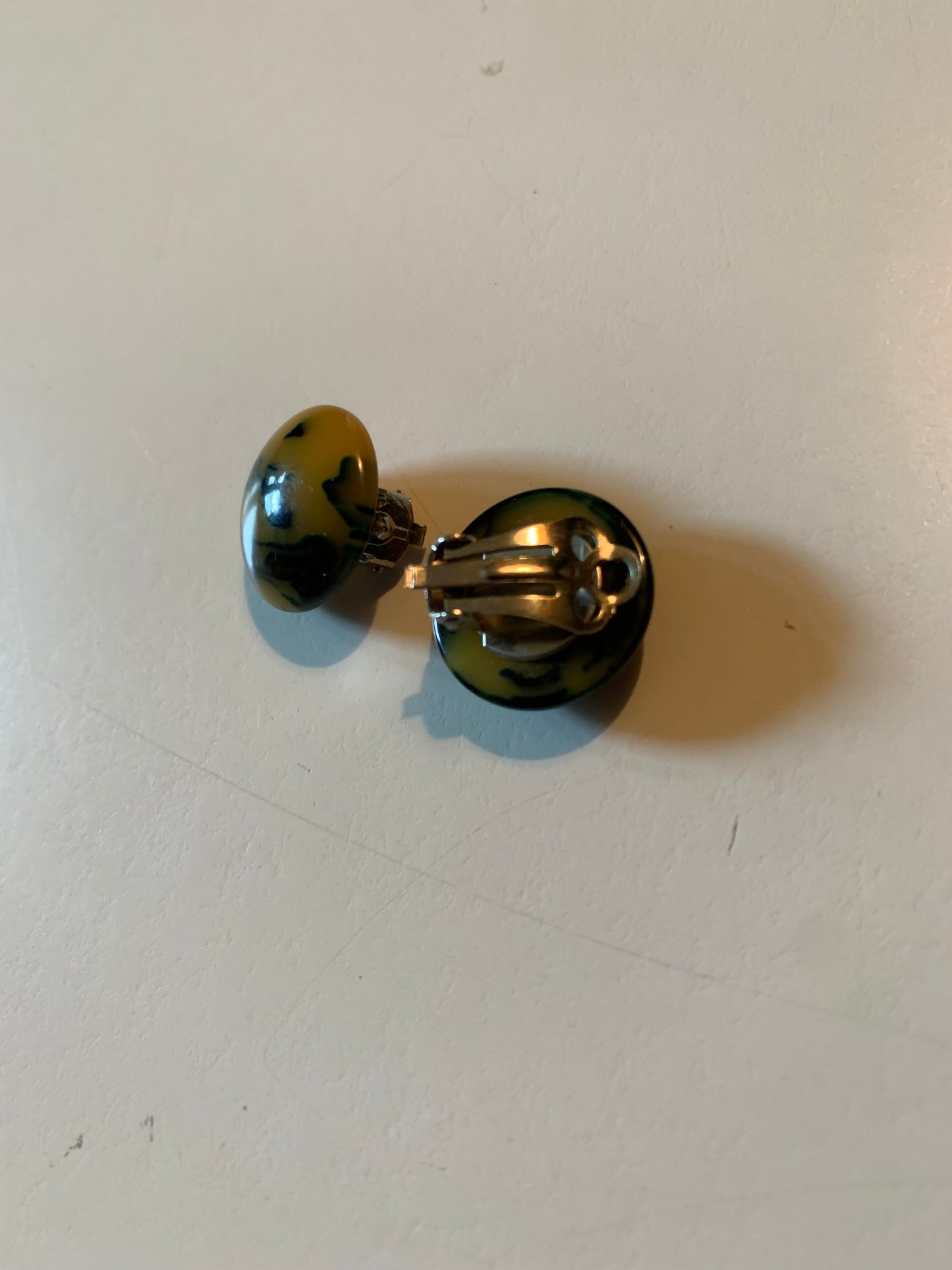 Black and Toffee Bakelite Dot Earrings Clips circa 1940s