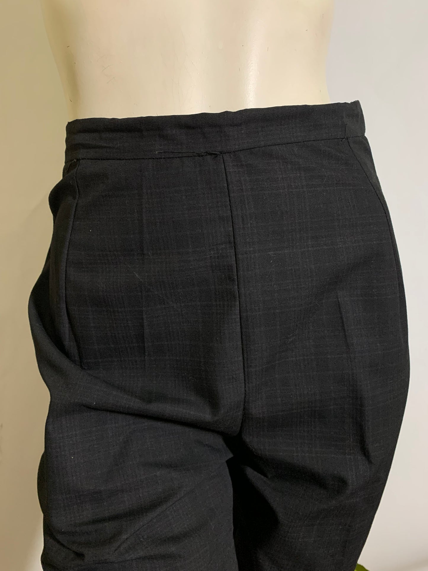 Black and Grey Shadow Plaid Pedal Pusher Pants circa 1960s