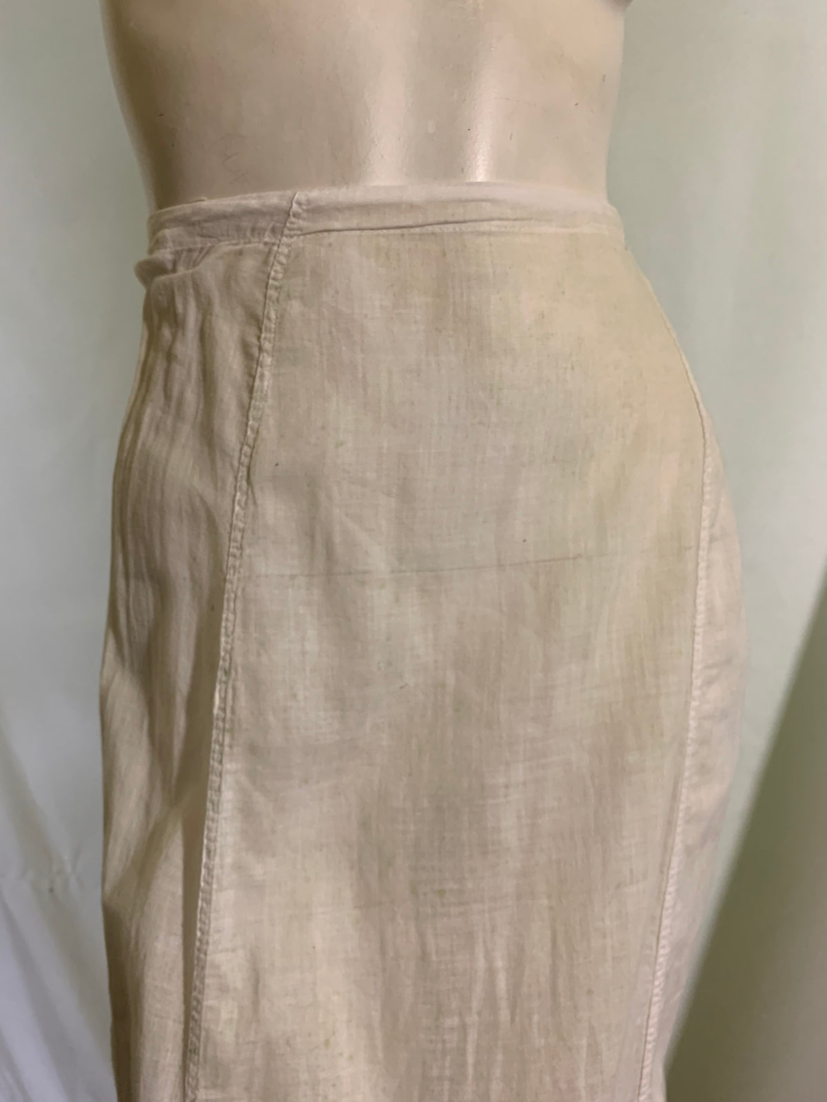 White Cotton Petticoat with Embroidery and Lace Skirt circa 1890s