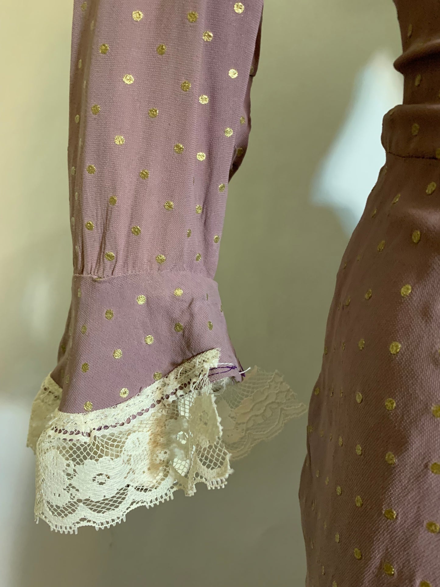 Antiqued Violet Rayon Robe with Metallic Gold Polka Dots and Lace circa 1940s