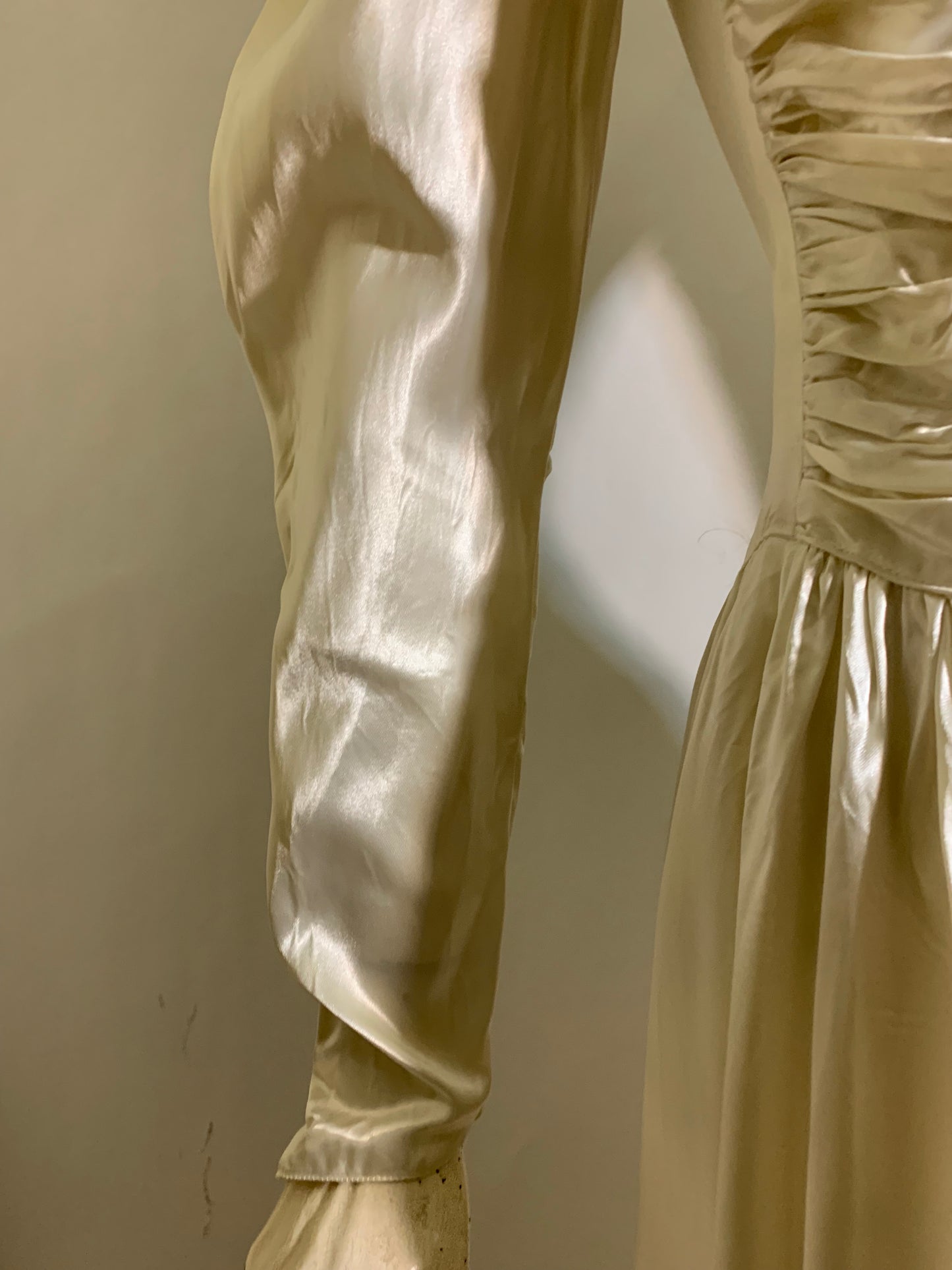 Sweetheart Neckline Slipper Satin Soft White Wedding Dress circa 1940s