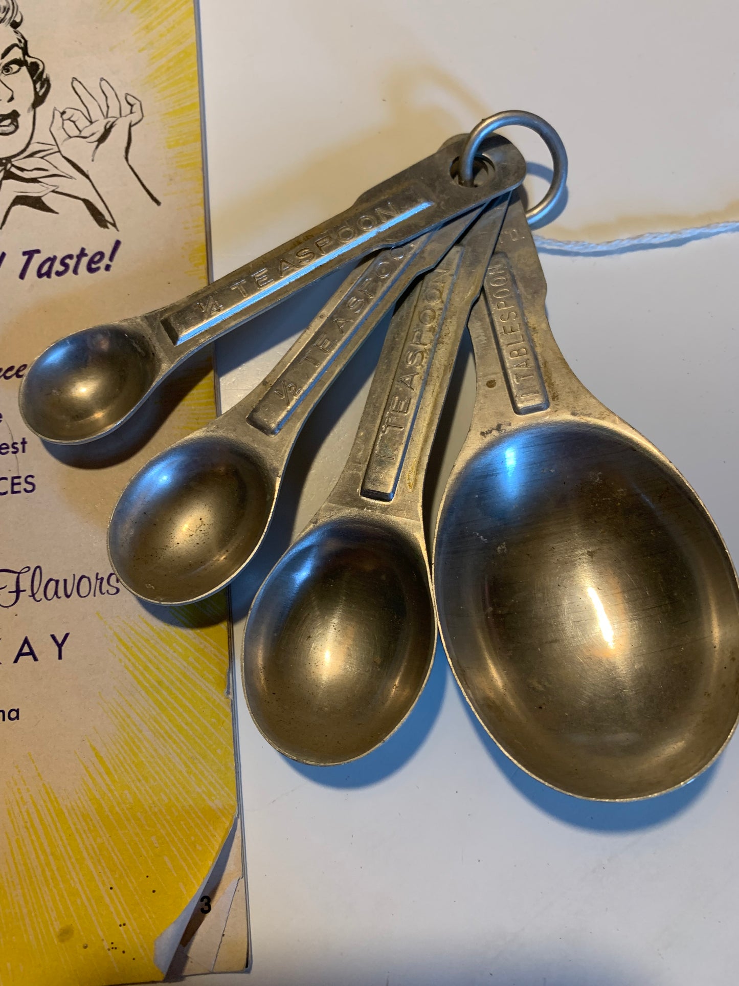 Classic Aluminum Measuring Spoon Set 1950s