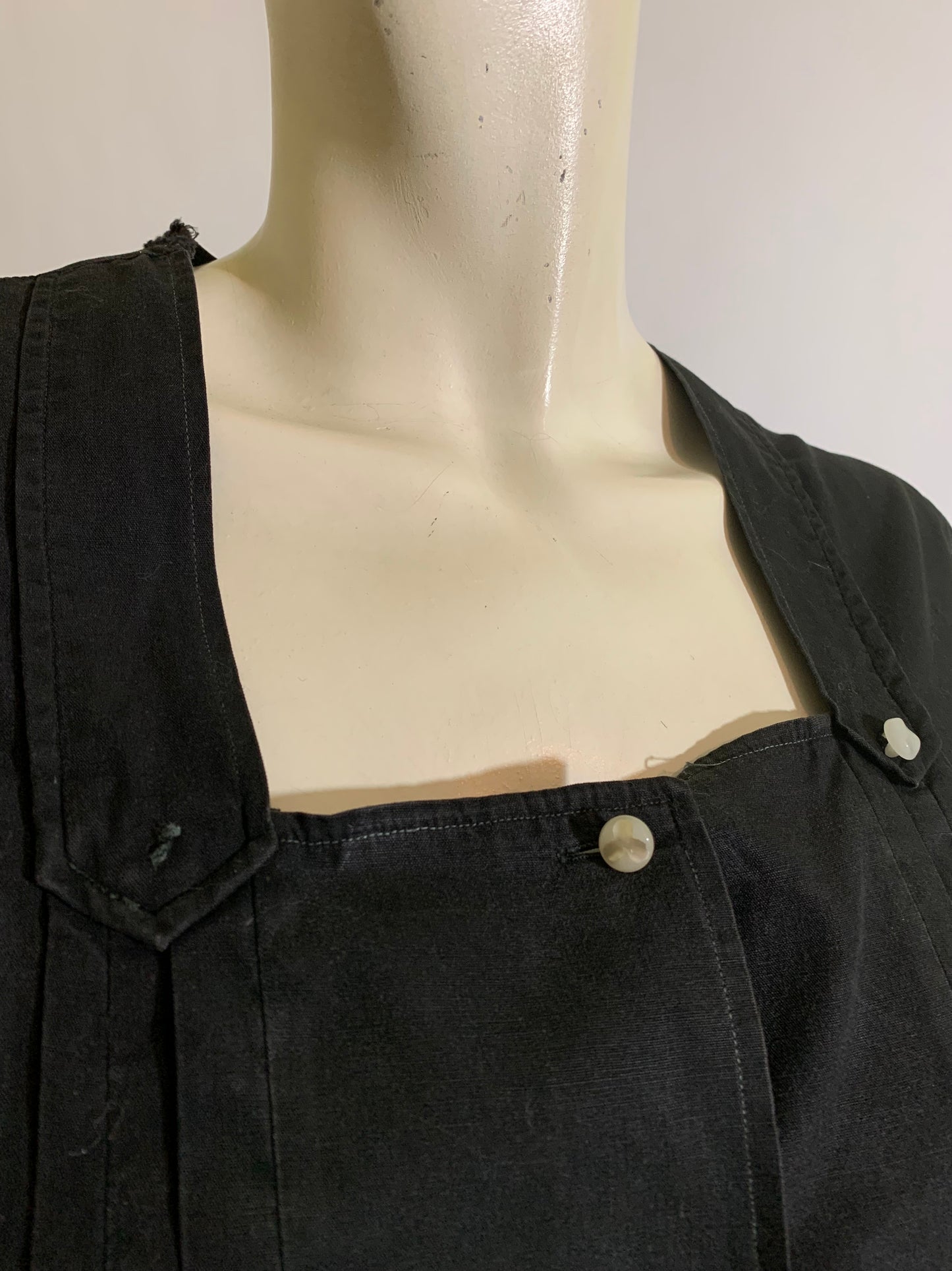 Black Sleeveless Cotton Pin Tucked Blouse circa 1960s