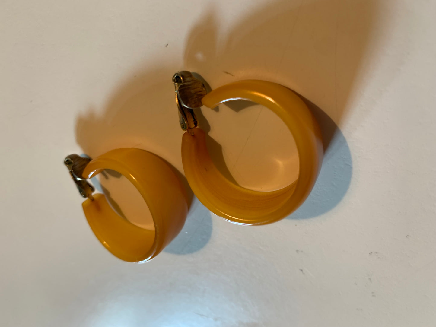 Warm Golden Yellow Bakelite Hoop Clip Earrings circa 1940s