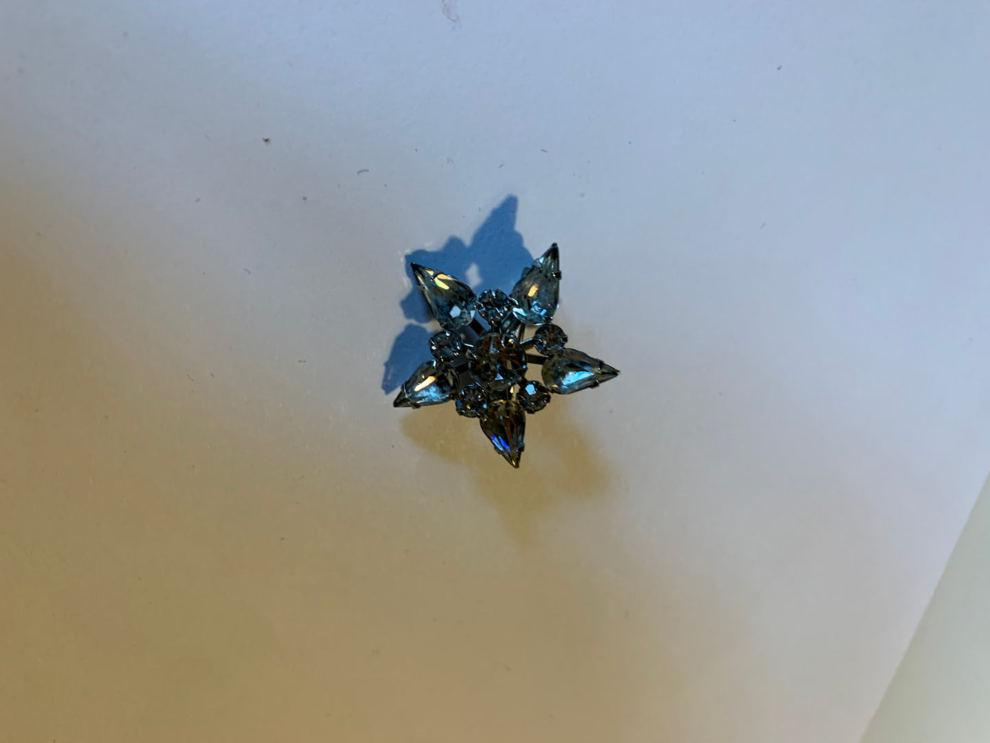 Star Shaped Clear Rhinestone 1" Brooch circa 1950s