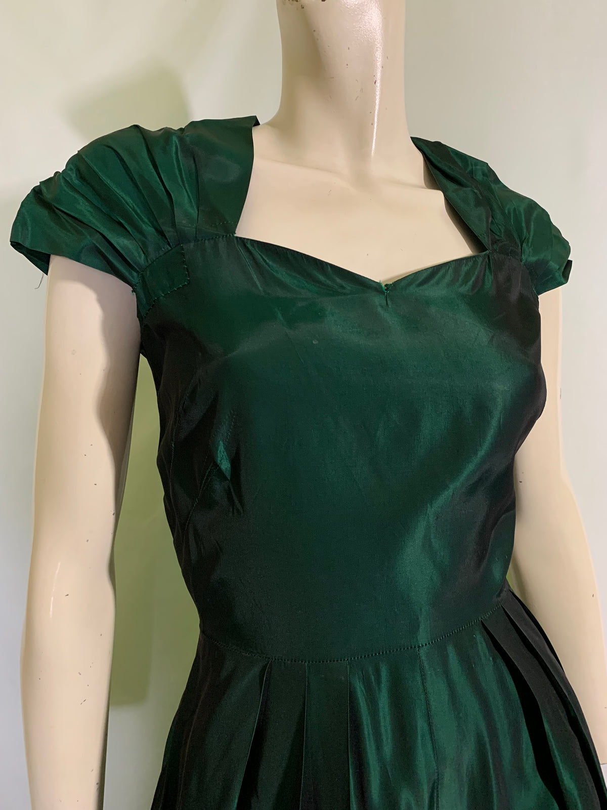 Shimmering Emerald Green Taffeta Party Dress with Bolero Jacket circa 1940s