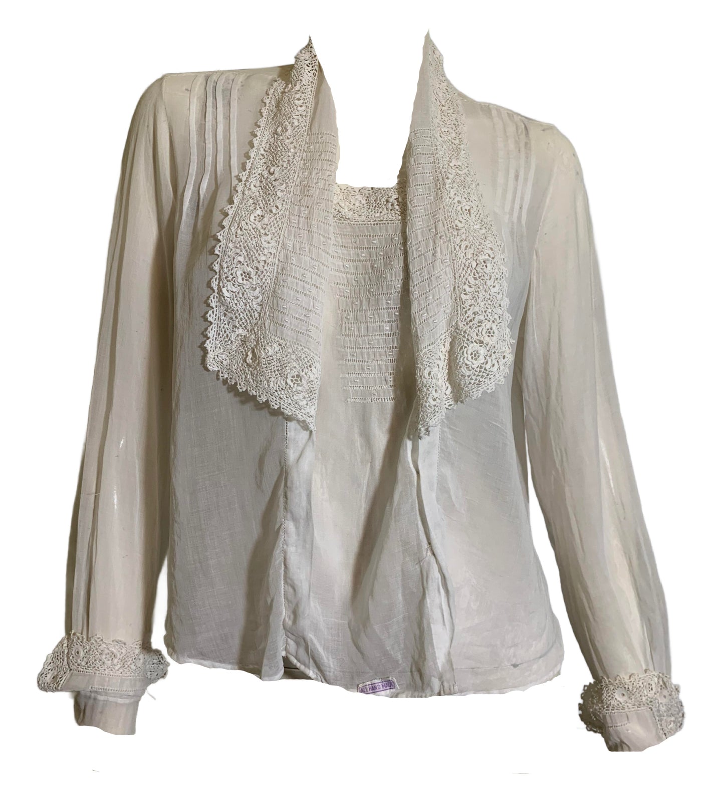 Long Sleeved White Lawn Cotton Blouse with Lace Collar and Embroidery circa 1910s