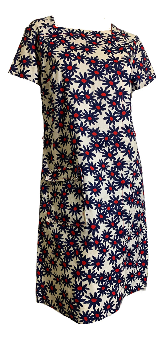 Peppy Red White and Blue Artsy Flower Print Cotton Shift Dress circa 1960s