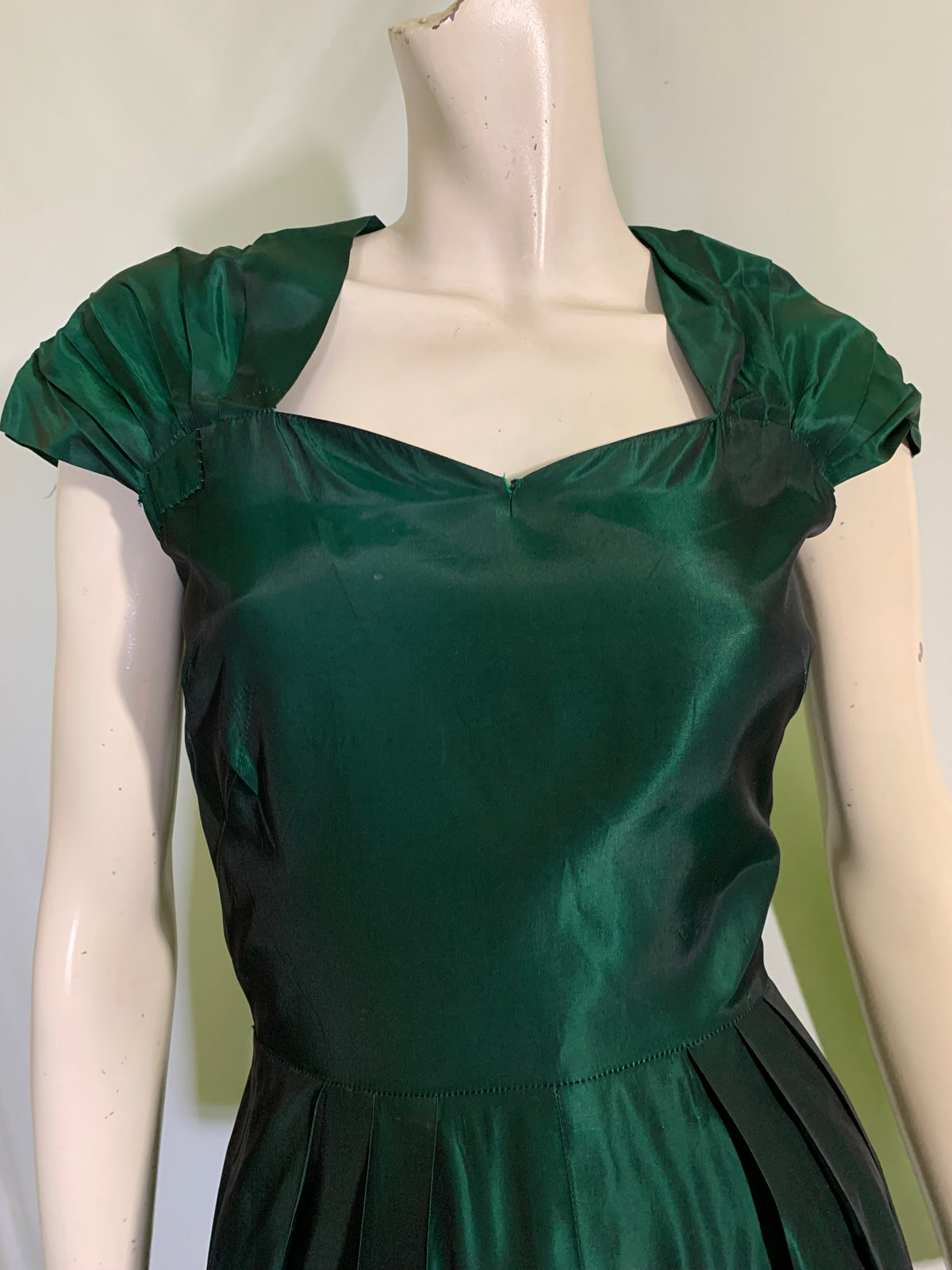 Shimmering Emerald Green Taffeta Party Dress with Bolero Jacket circa 1940s