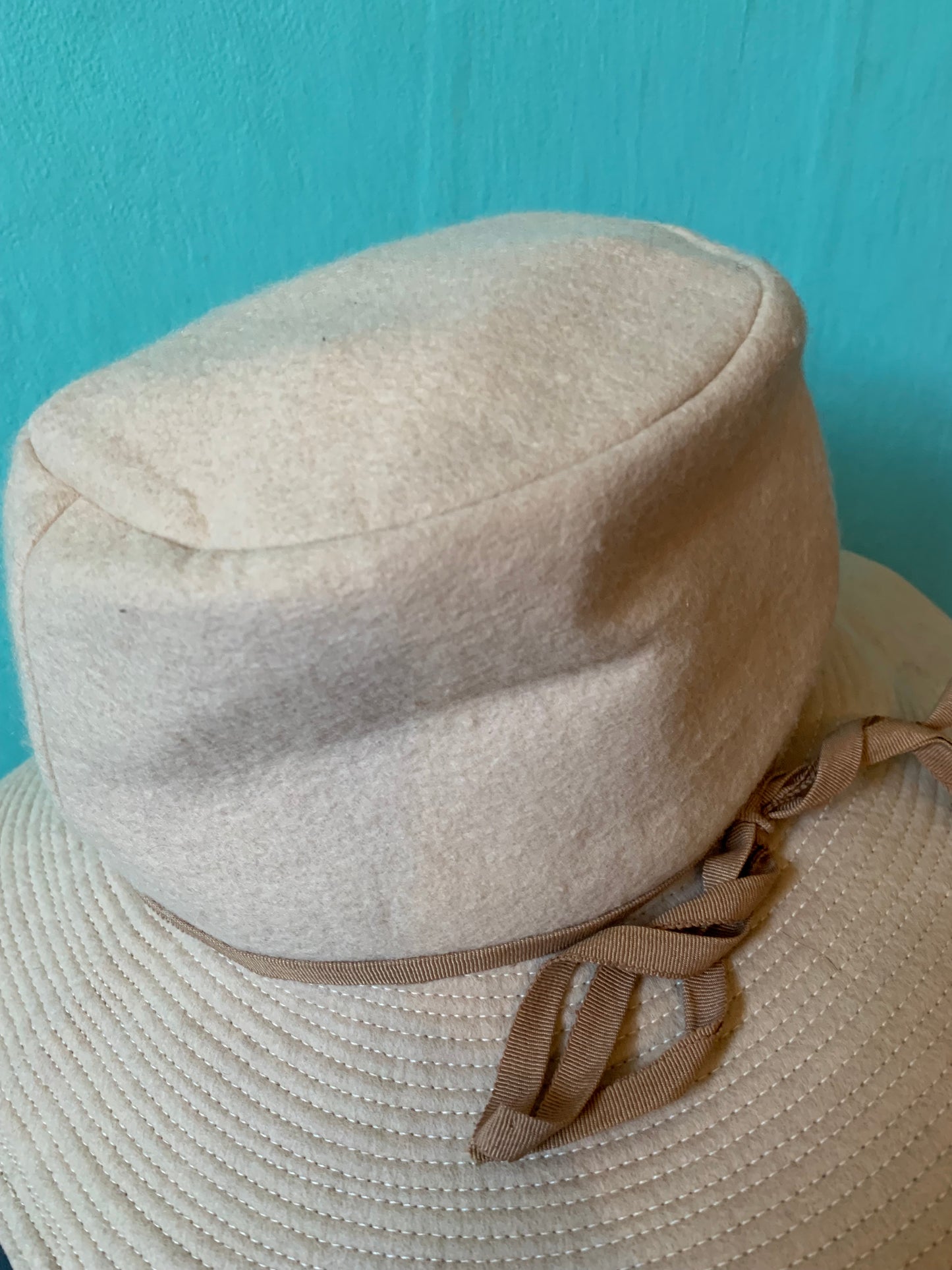 Winter White Felted Wool Wide Brim Hat with Tan Bow circa 1970s