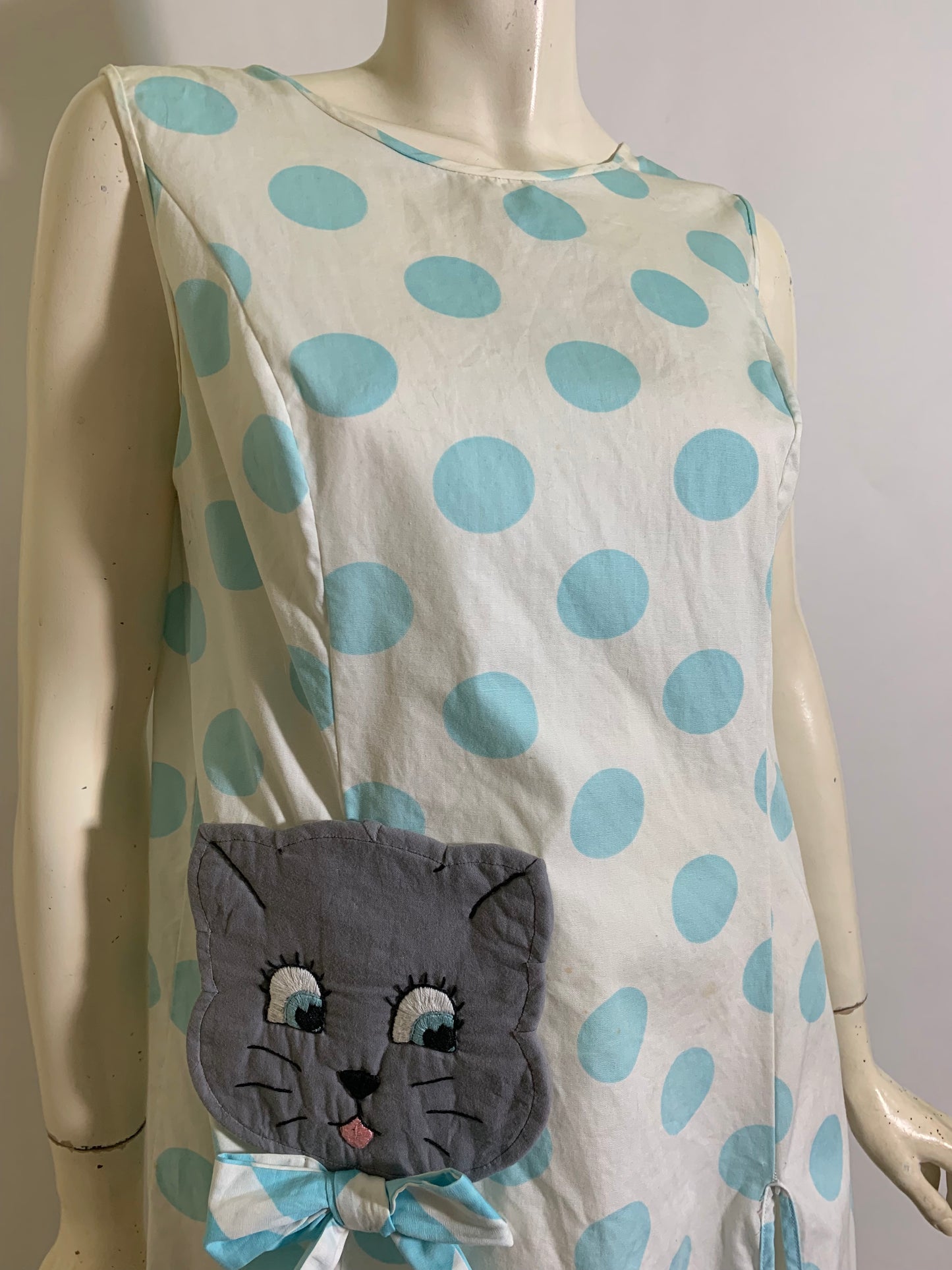 Polka Dot Kitty Cat Applique Mini Shift Dress circa 1960s