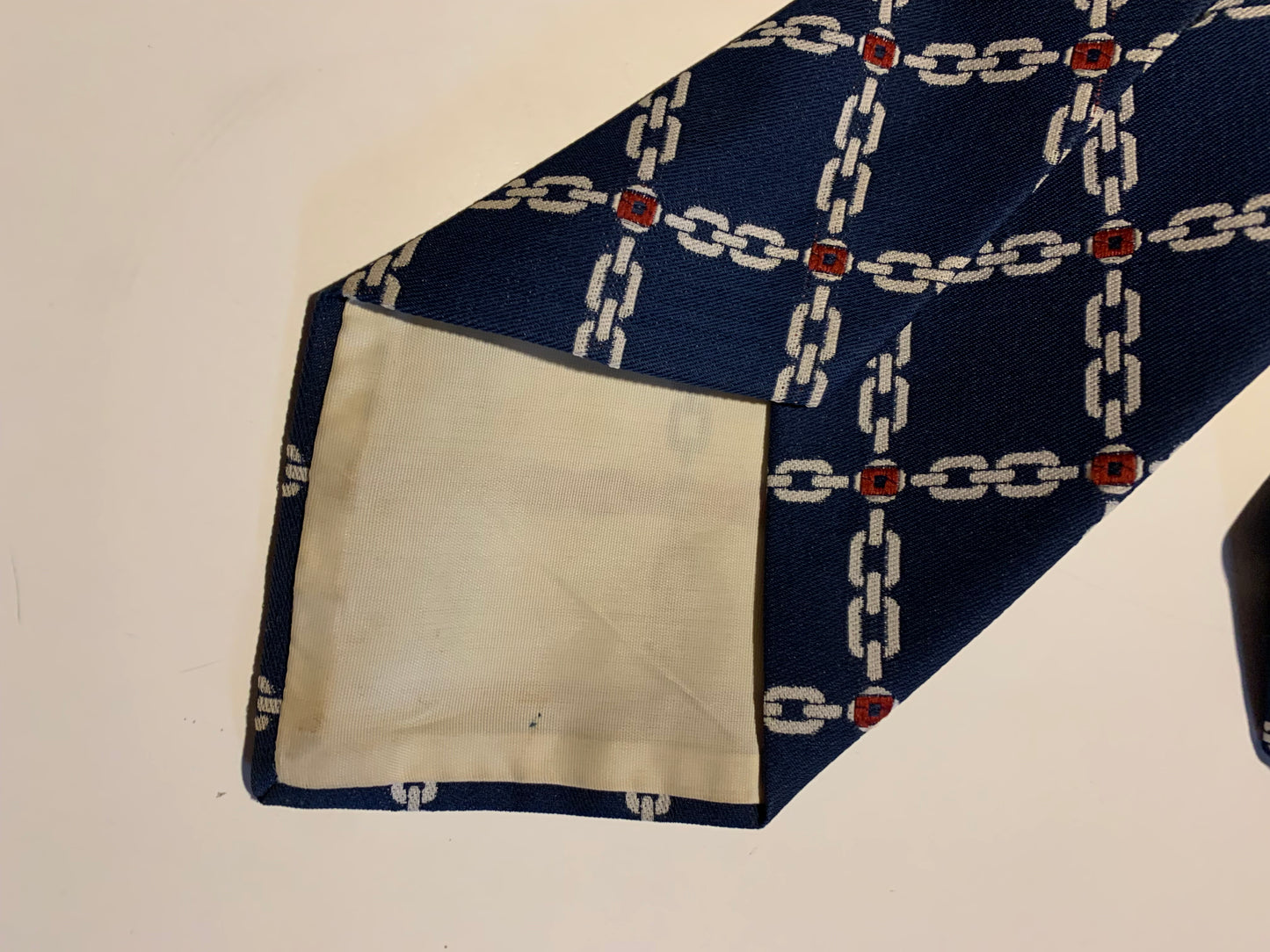 Red White and Blue Chain Design Men's Tie circa 1970s