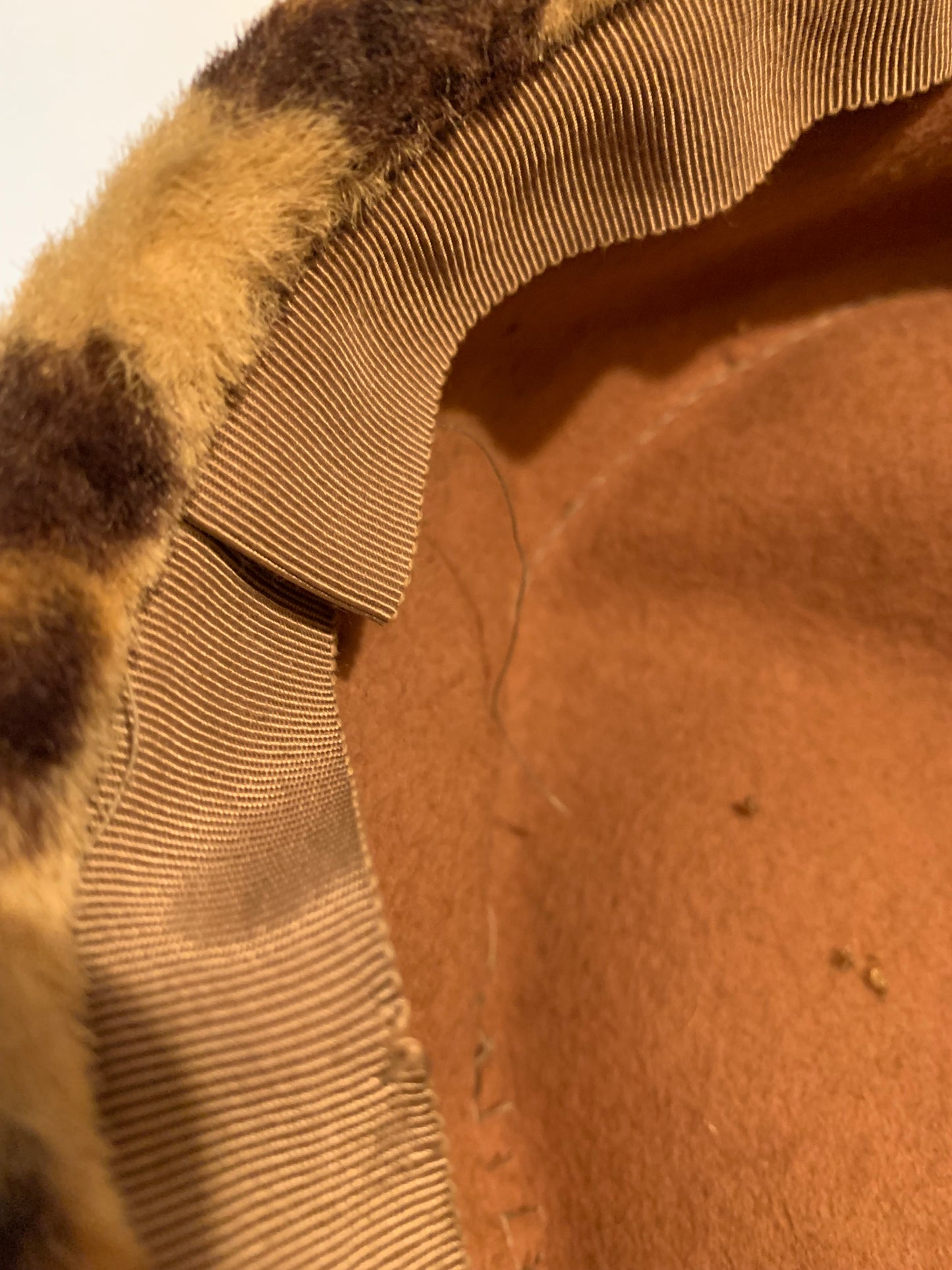 Khaki Wool Round Hat with Leopard Print Faux Fur As Is circa 1940s