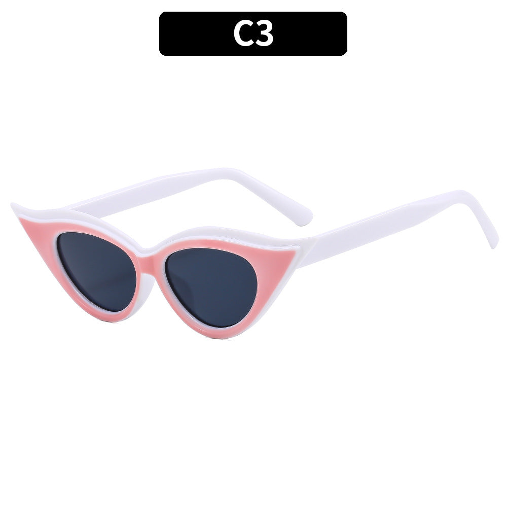 Winged the Curved Cat Eye 2 Tone Sunglasses 6 Colors