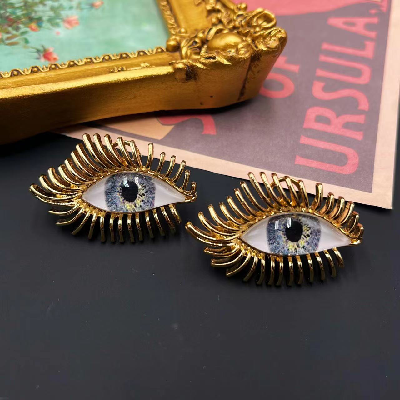 Pieces- the Surrealist Eyes and Face Parts Earrings 2 Styles