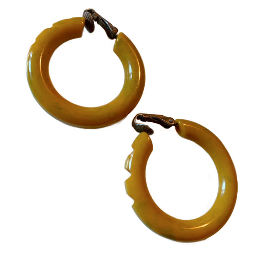 Mellow Yellow Green Bakelite Carved Hoop Clip Earrings circa 1940s