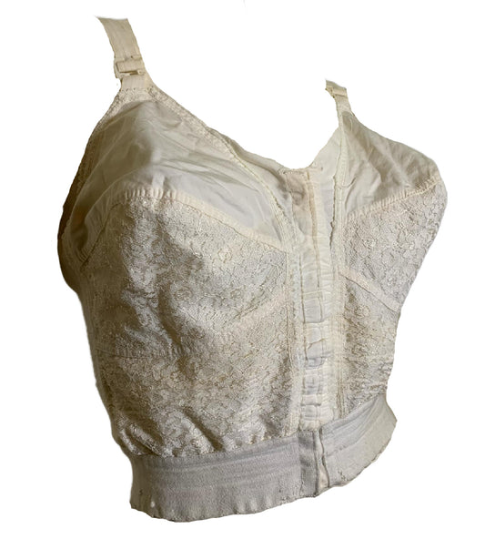 Pin Up Peaked Bust White Cotton Lace Bra circa 1960s