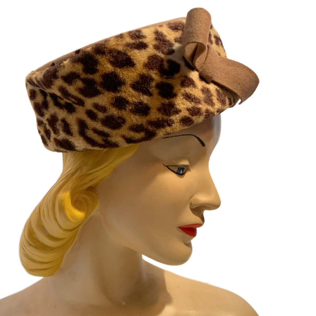 Khaki Wool Round Hat with Leopard Print Faux Fur As Is circa 1940s