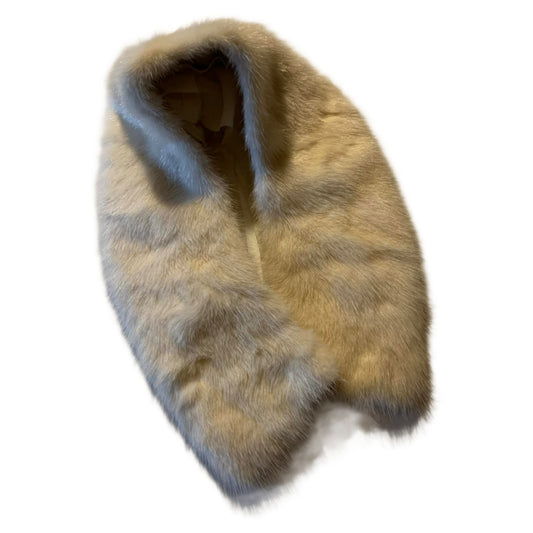 Winter White Genuine Mink Collar circa 1960s