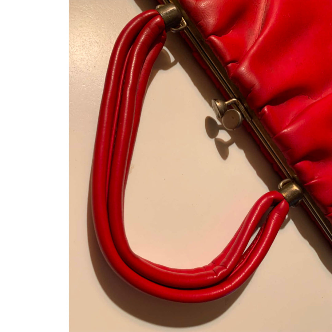 Lipstick Red Leather Kiss Lock Double Handle Handbag circa 1960s