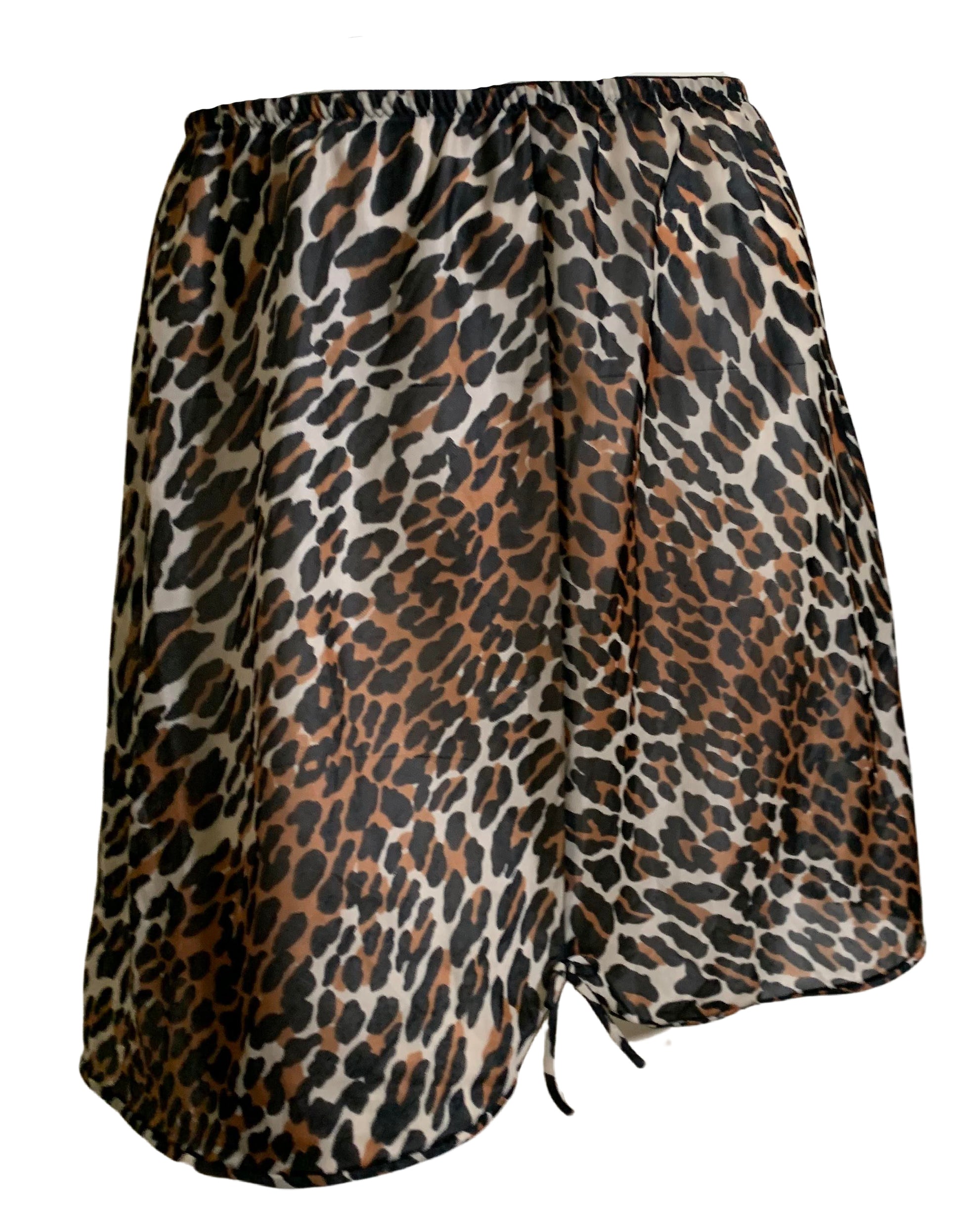 Sassy Leopard Print Mini Length Half Slip with Bow circa 1960s Dorothea's Closet Vintage Sassy Leopard Print Mini Length Half Slip with Bow circa 1960s Dorothea's Closet Vintage