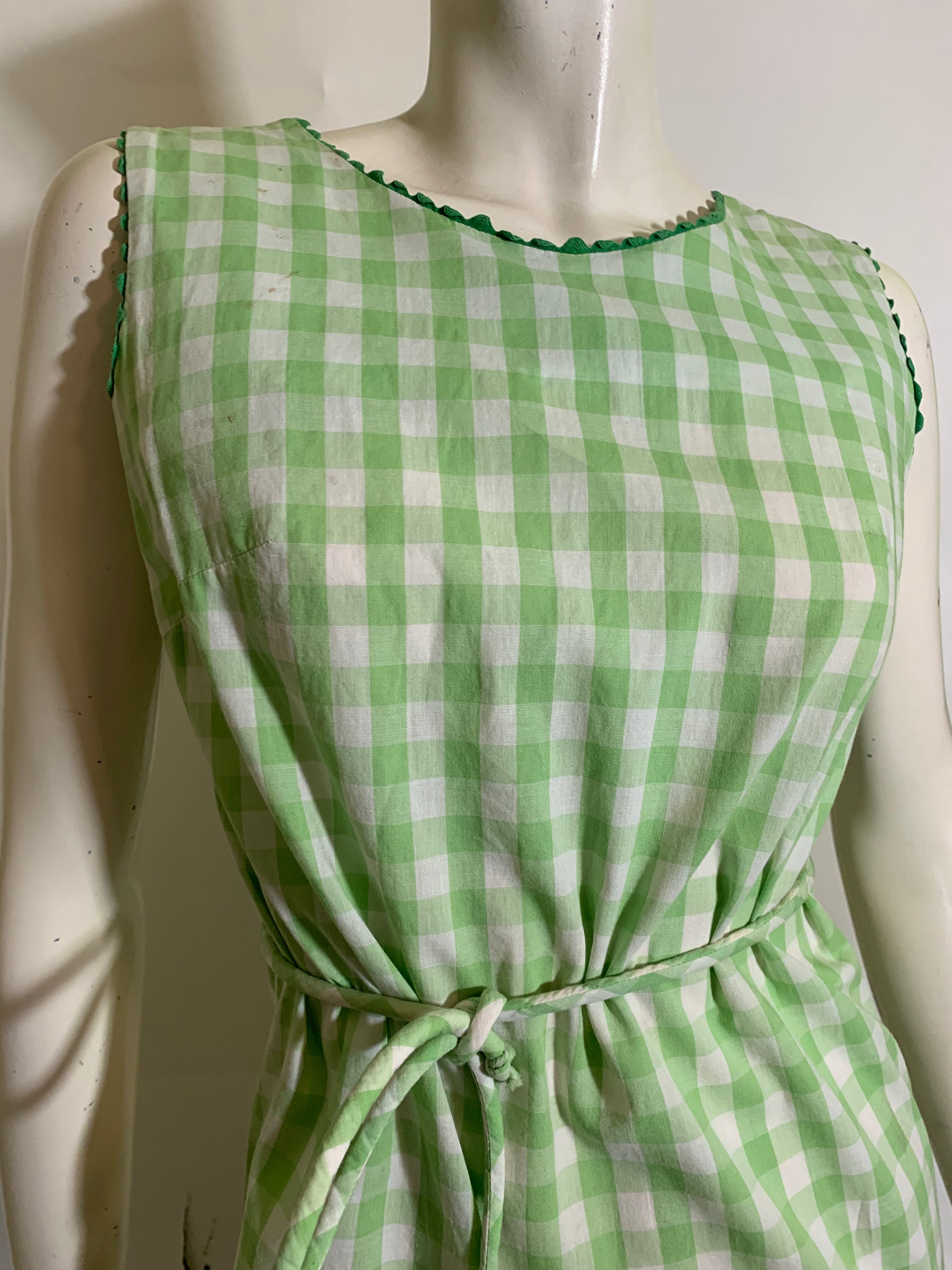 Lime Green Gingham Cotton Shift Dress circa 1960s Lime Green Gingham Cotton Shift Dress circa 1960s