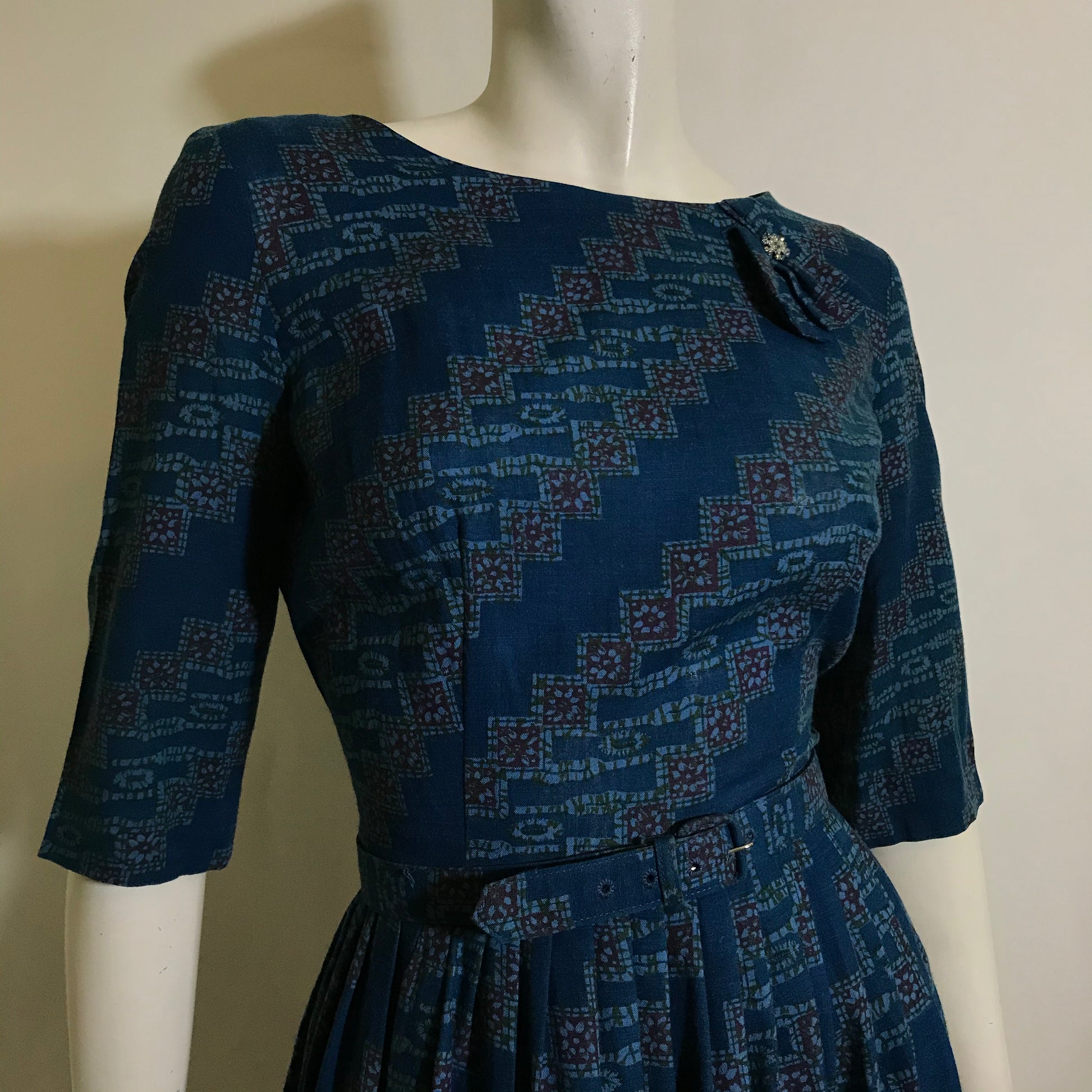 Black and Blue Rhinestone Trimmed Dress circa 1950s – Dorothea's Closet